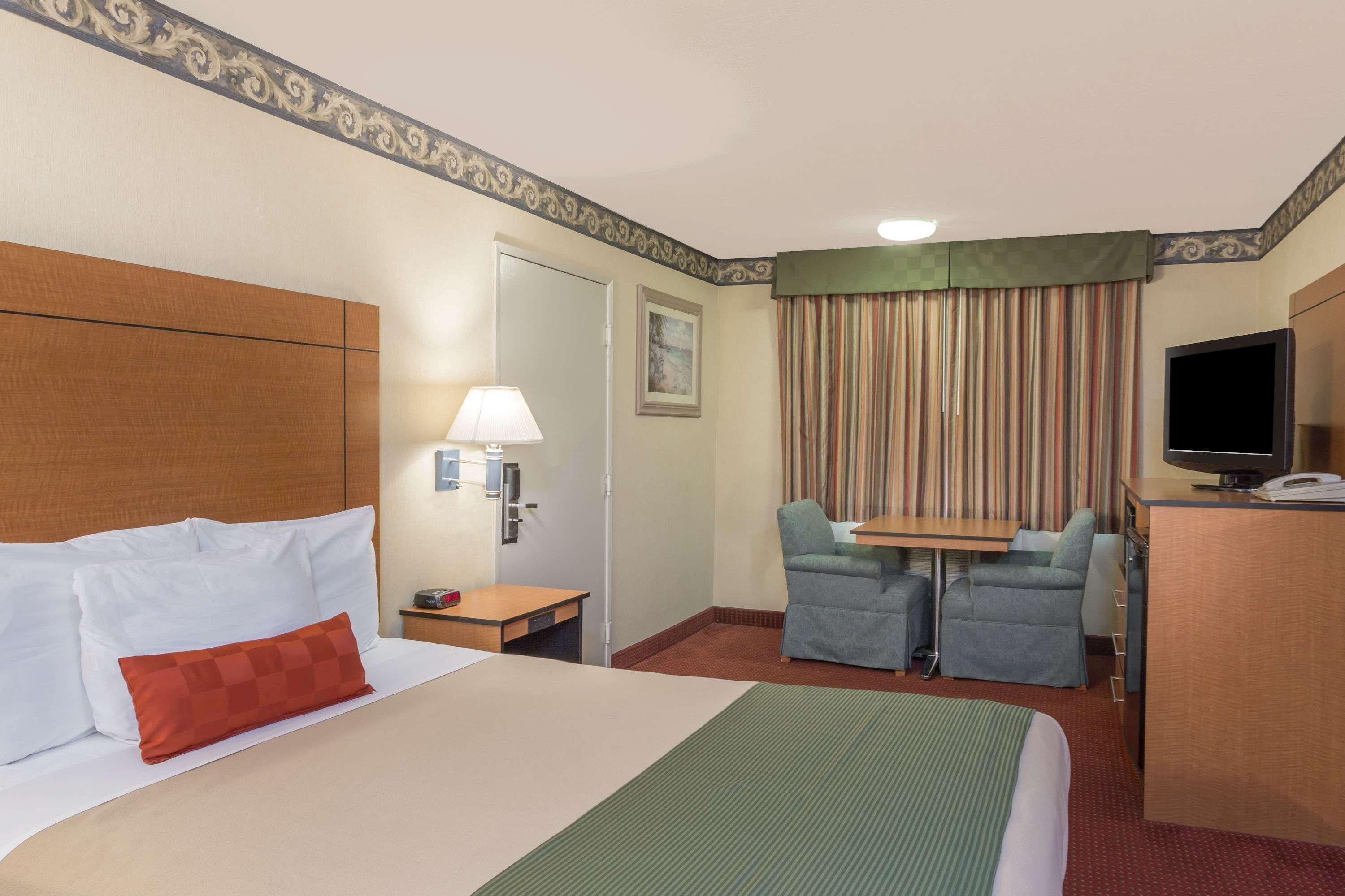 Travelodge By Wyndham San Clemente Beach מראה חיצוני תמונה